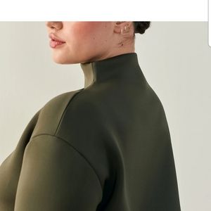 ADAY size S green (Moss) top